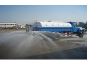 洒水车