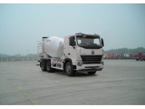 375马力 混凝土搅拌运输车(ZZ5257GJBN4047P1)