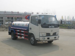 107马力 4×2 洒水车(CLW5041GSS3)