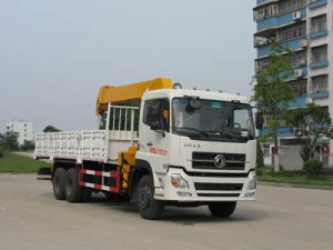 230马力 6×4 随车起重运输车(CLW5250JSQ3)
